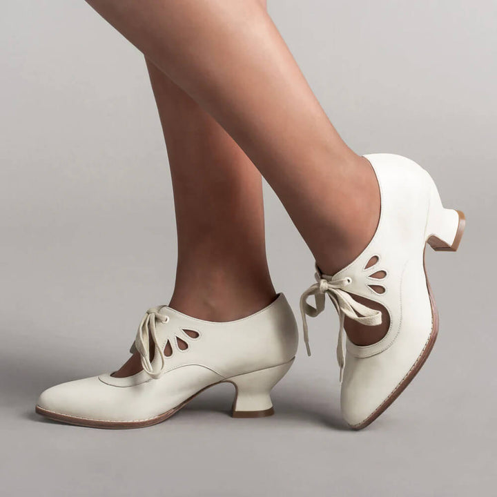 ANYA | TIMELESS VINTAGE HEELS SANDALS