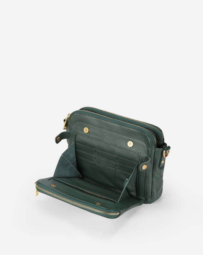 JENNIE | CHIC THREE LAYER CROSSBODY BAG