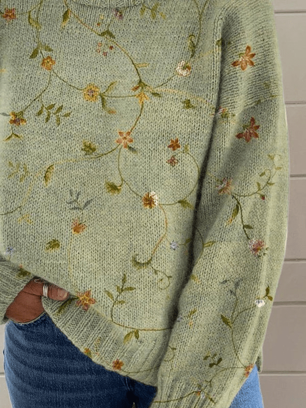 Women's Charming Sweater with Floral Pattern and Long Sleeves